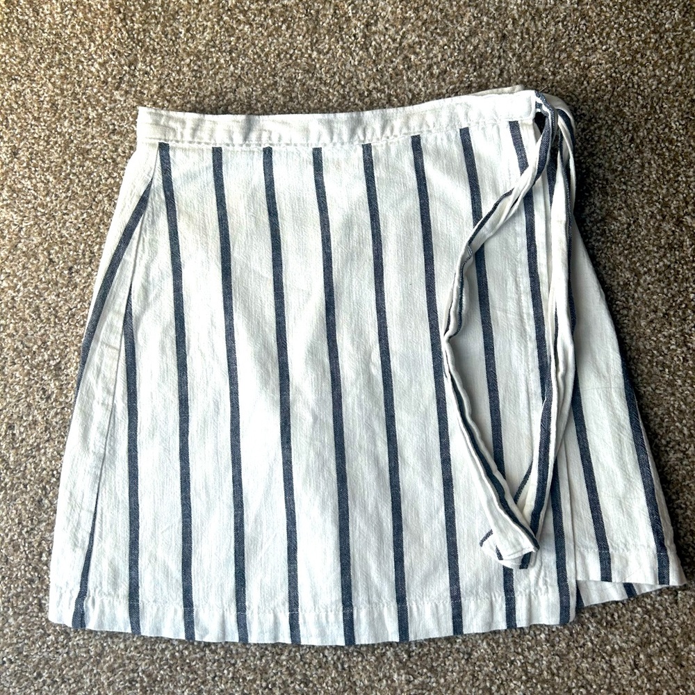 A&F Skirt